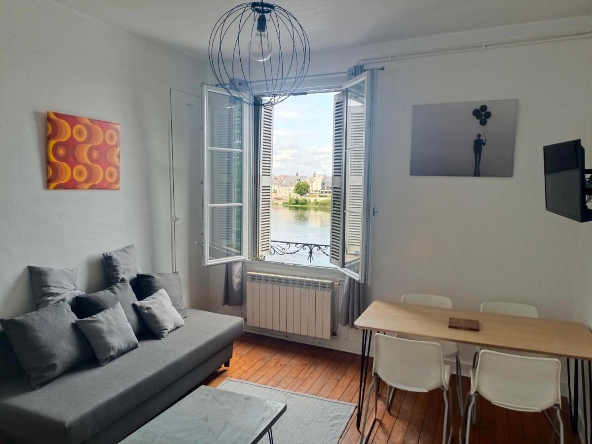 T2 Vue Sur Loire Local Velo Apartment Saumur Exterior photo